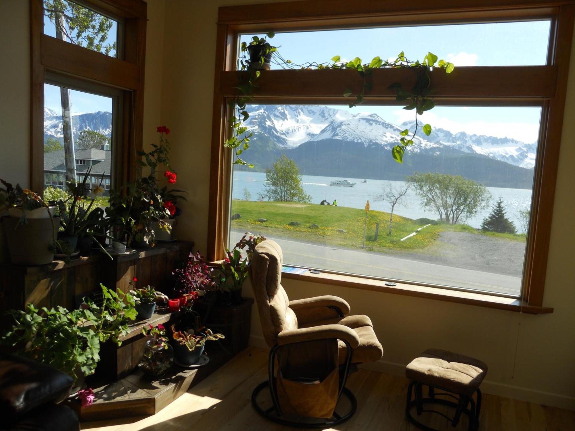 Seward Front Row Bed And Breakfast Екстер'єр фото