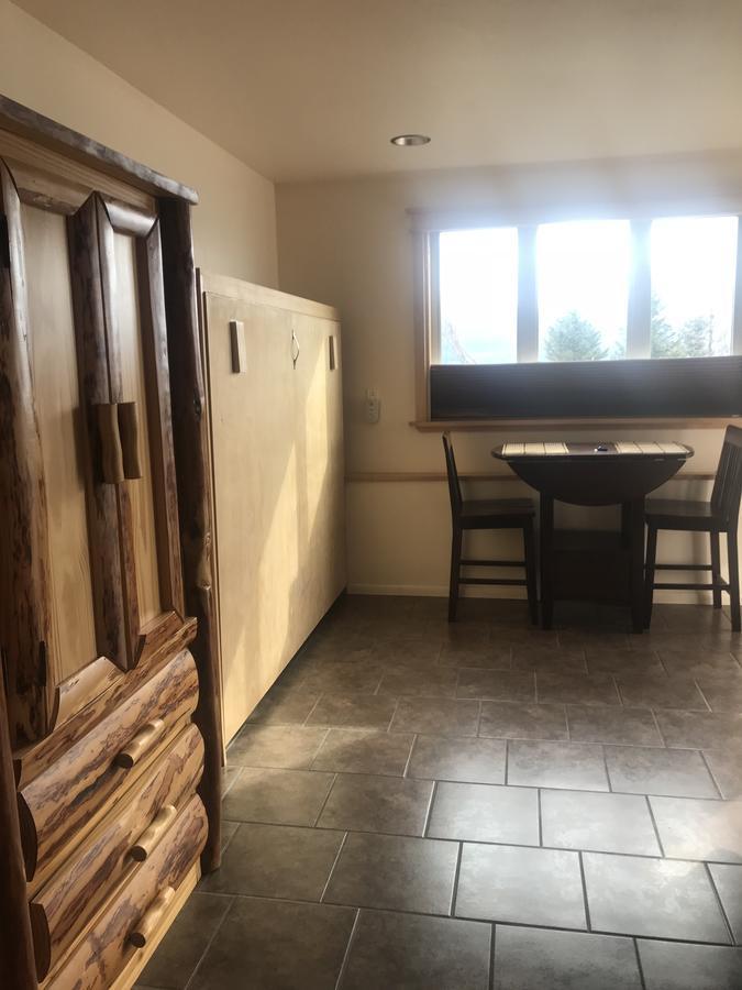 Seward Front Row Bed And Breakfast Екстер'єр фото