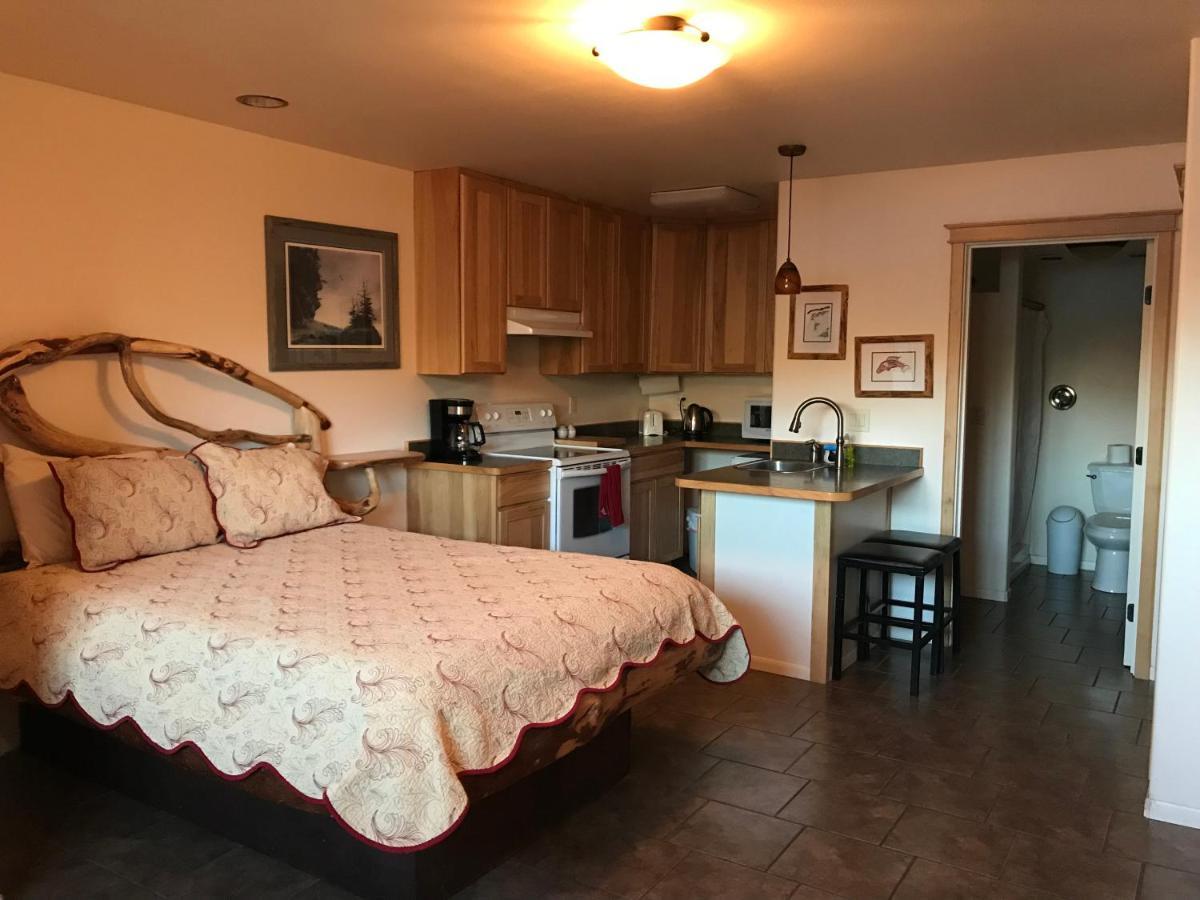 Seward Front Row Bed And Breakfast Екстер'єр фото